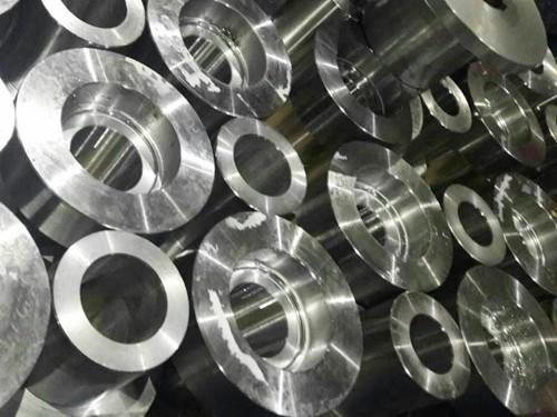 梅(mei)花聯軸(zhou)器(qi)45#鍛(duan)件