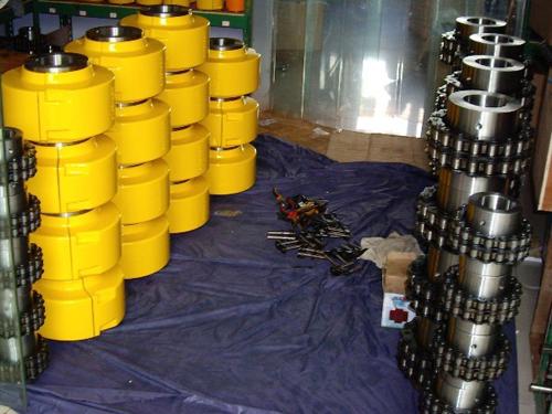 GL滾(gun)子鏈罩殼