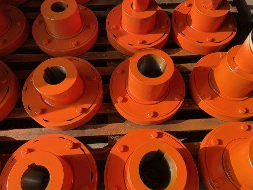 梅花聯(lian)軸器的裝置工(gong)作及(ji)螺(luo)栓(shuan)裝(zhuang)置(zhi)流(liu)程